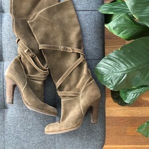 tall suede boots by Comptoir Des Cottoniers